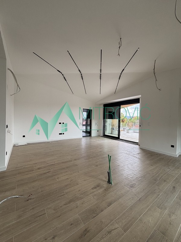 stanovi-5-pe-telep-1004221-fynak Petosoban stan na prodaju, Telep, Novi Sad, 183m², 481.200 €