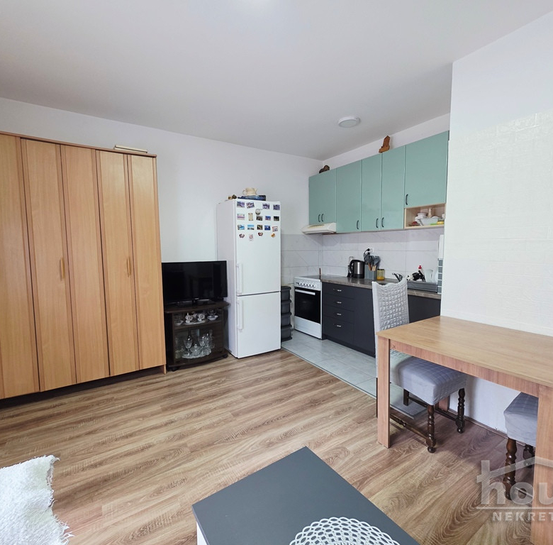 Stan Prodaja Novi Sad  22 m2