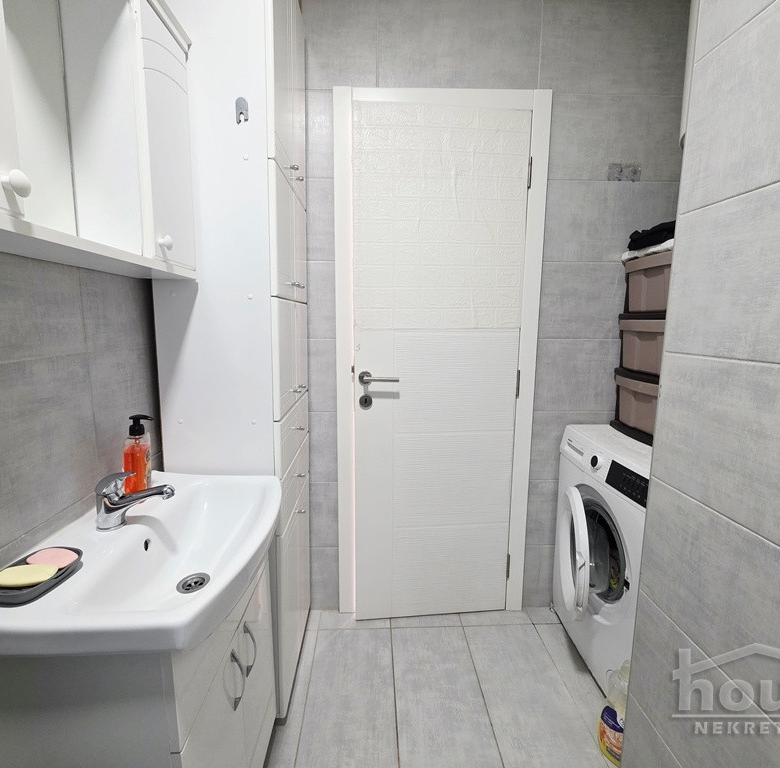 Stan Prodaja Novi Sad  22 m2