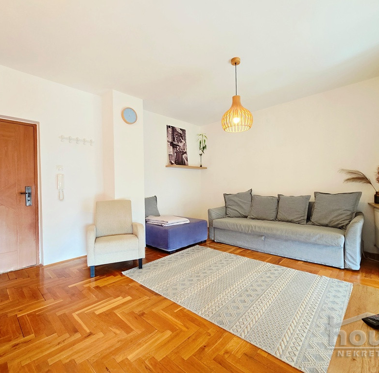 Stan Prodaja Novi Sad  34 m2