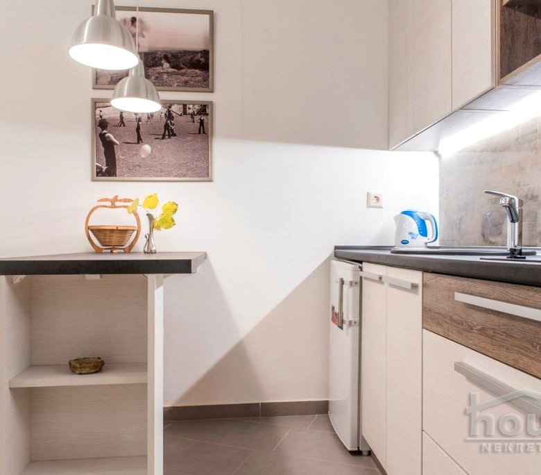 Stan Prodaja Novi Sad  24 m2