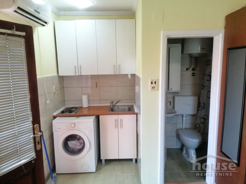 Stan Prodaja Novi Sad  17 m2