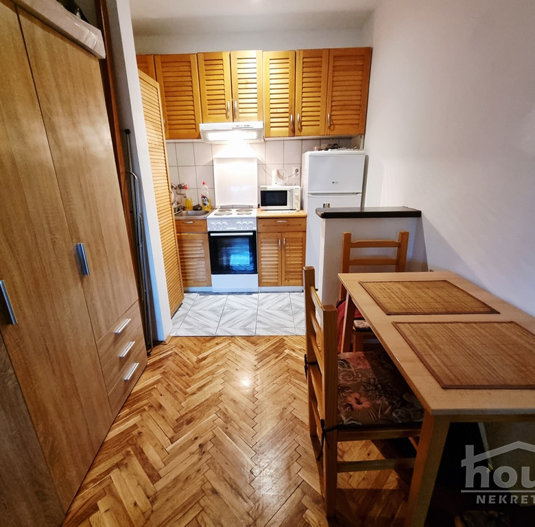 Stan Prodaja Novi Sad  23 m2