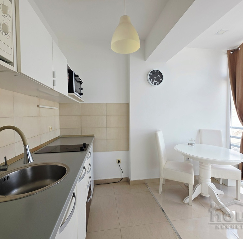 Stan Prodaja Novi Sad  24 m2