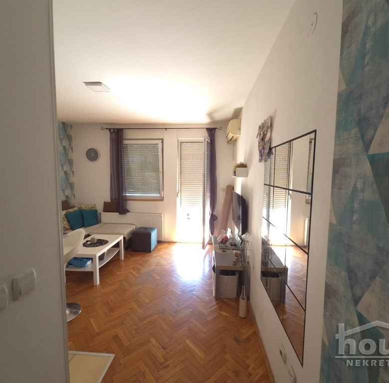Stan Prodaja Novi Sad  25 m2