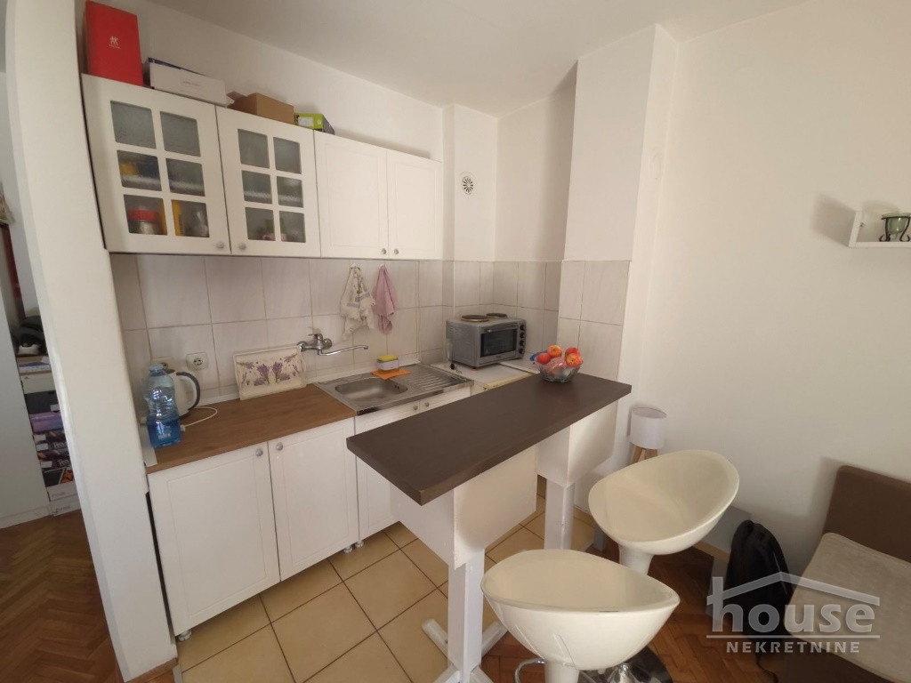 Stan Prodaja Novi Sad  25 m2