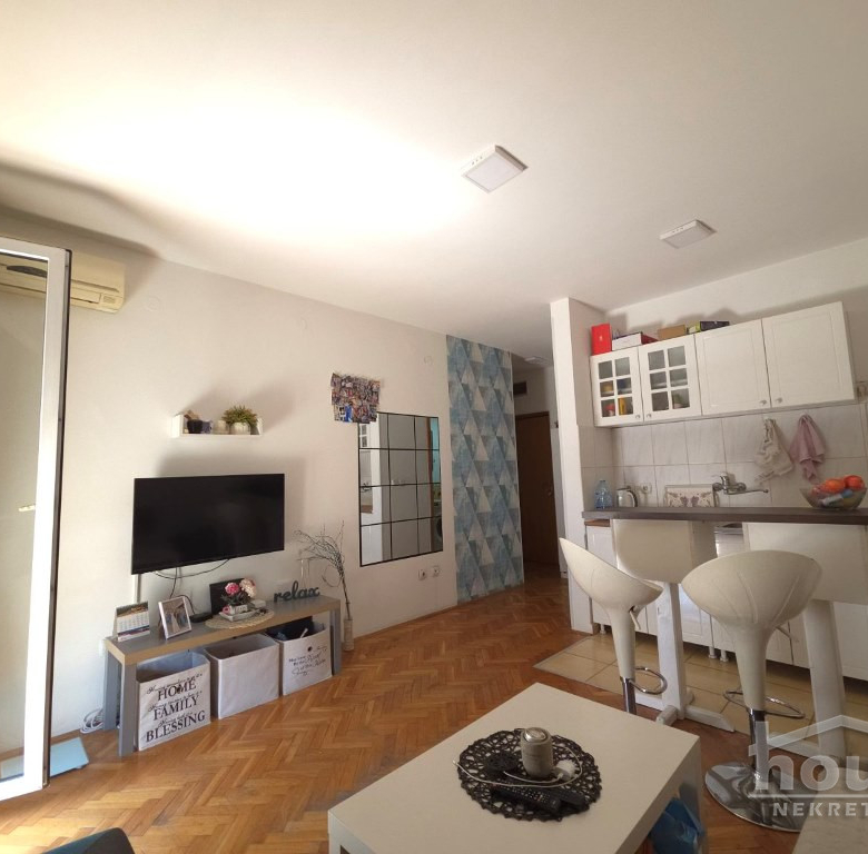 Stan Prodaja Novi Sad  25 m2
