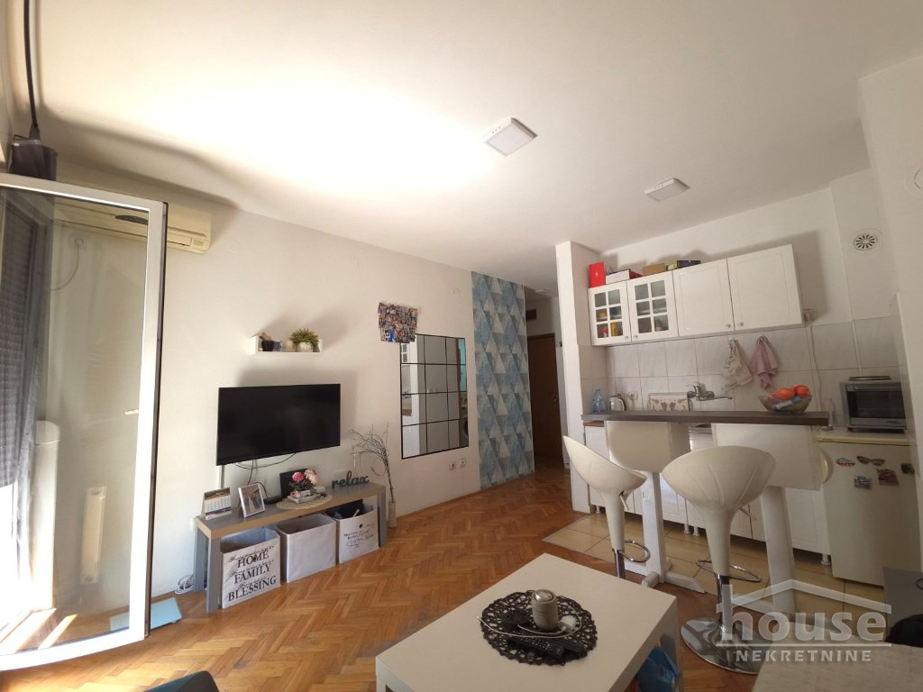 Stan Prodaja Novi Sad  25 m2