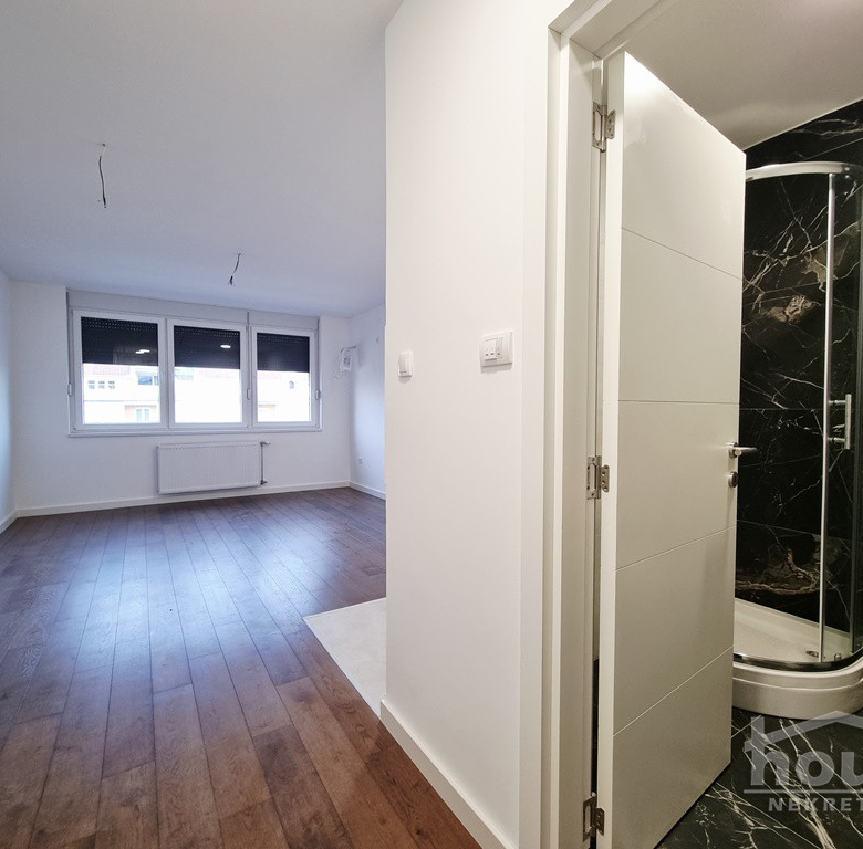 Stan Prodaja Novi Sad  25 m2