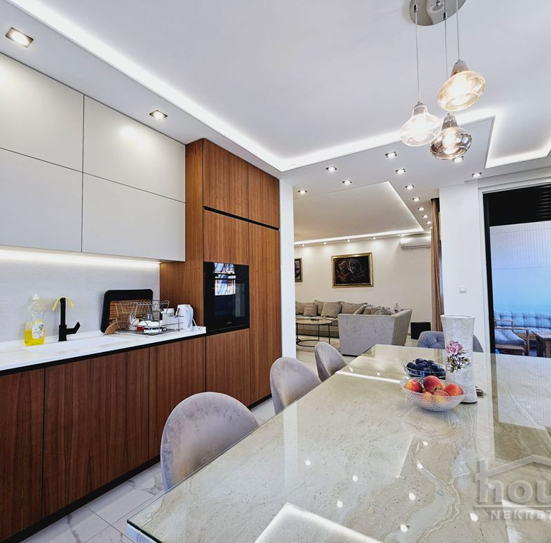 Stan Prodaja Novi Sad  149 m2