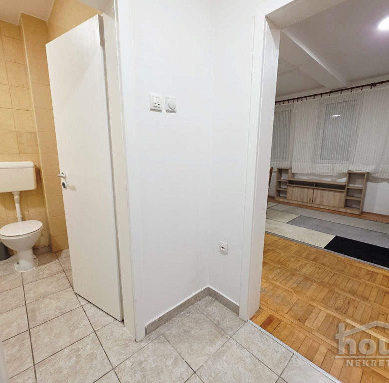 Stan Prodaja Novi Sad  25 m2