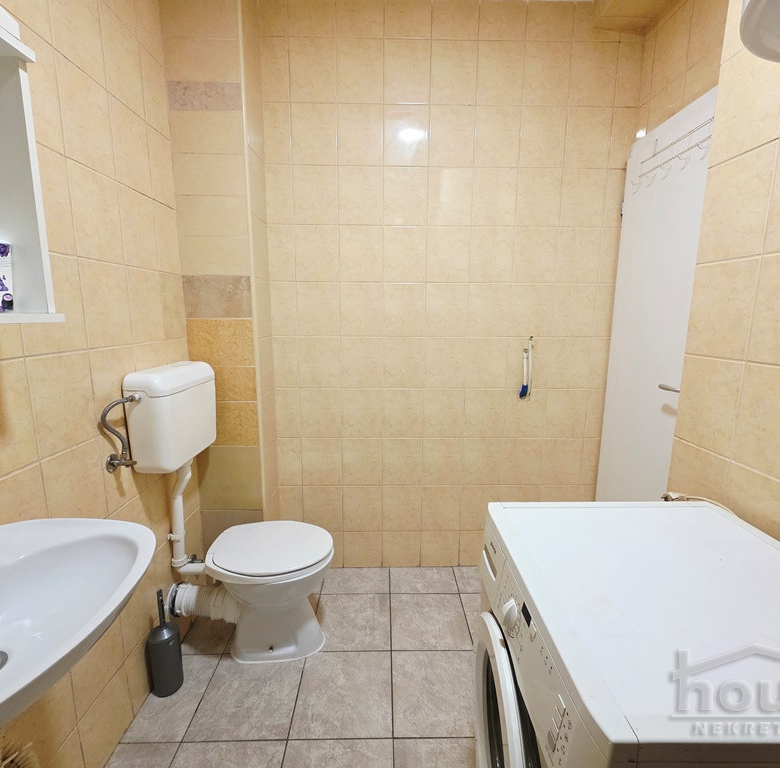Stan Prodaja Novi Sad  25 m2