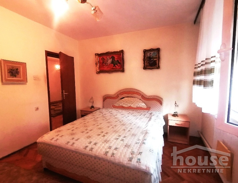 Kuća Prodaja Novi Sad  250 m2