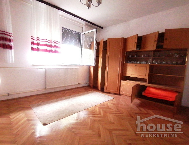 Kuća Prodaja Novi Sad  250 m2