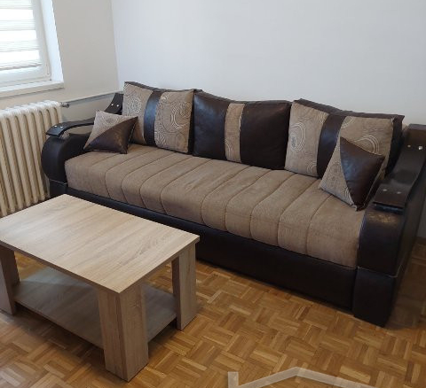 Stan Izdavanje Novi Sad  47 m2
