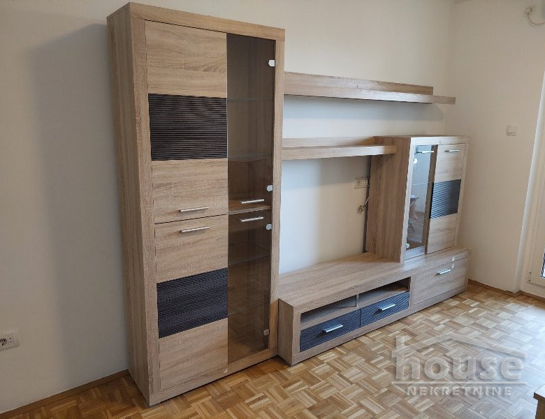 Stan Izdavanje Novi Sad  47 m2