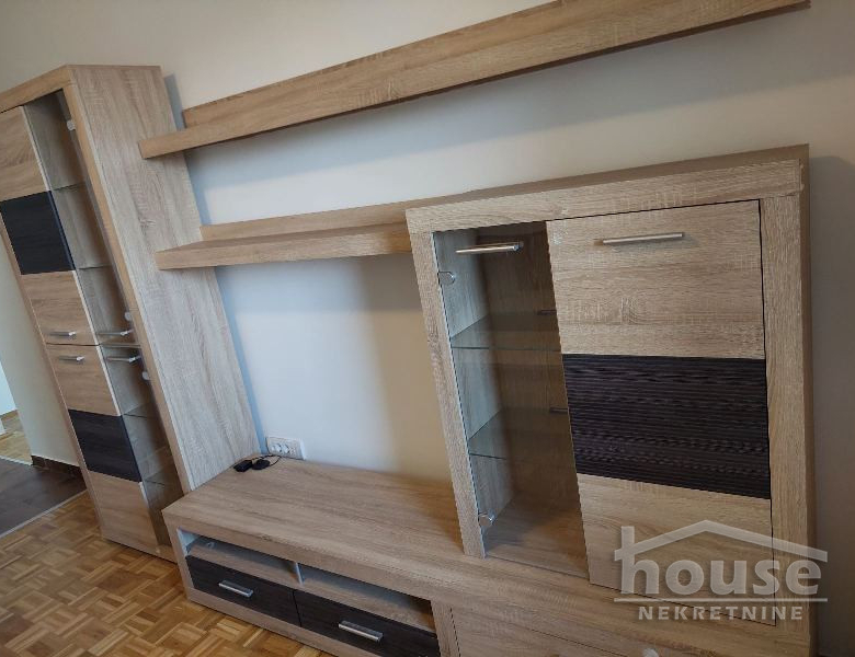 Stan Izdavanje Novi Sad  47 m2