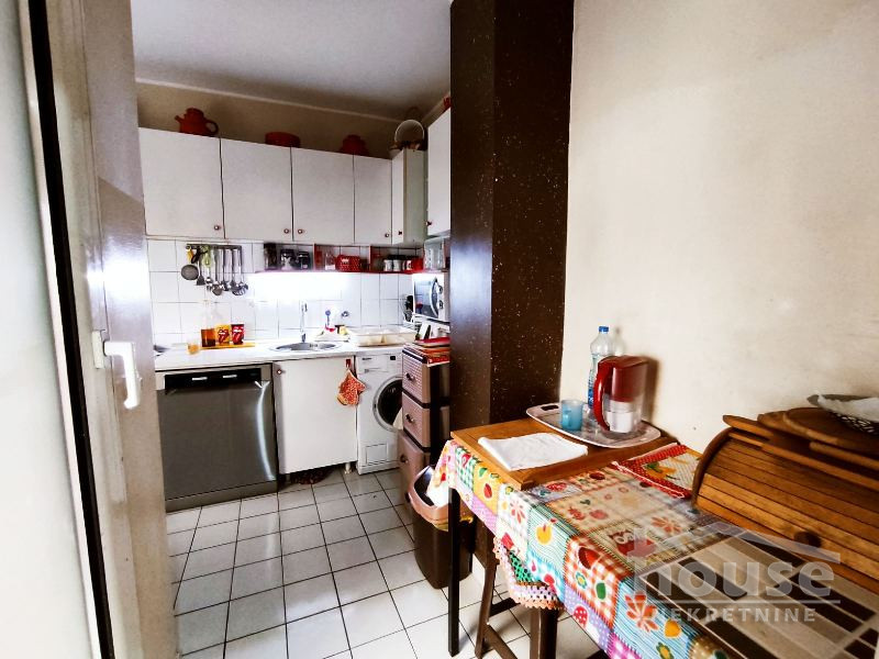 Stan Prodaja Novi Sad  86 m2