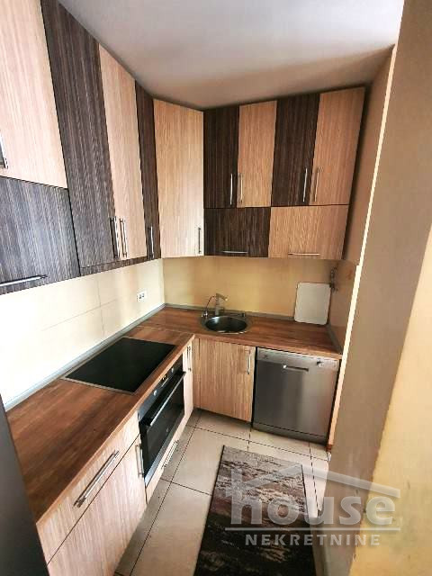 Stan Prodaja Novi Sad  105 m2