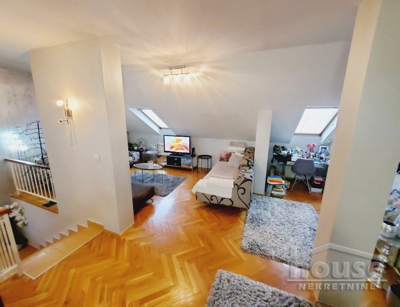 Stan Prodaja Novi Sad  80 m2