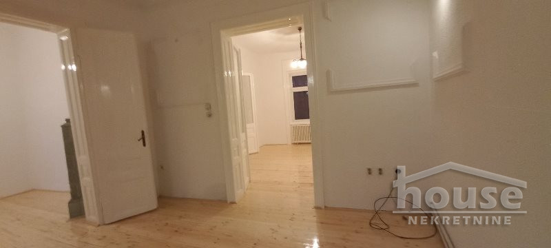 Kuća Izdavanje Novi Sad  260 m2