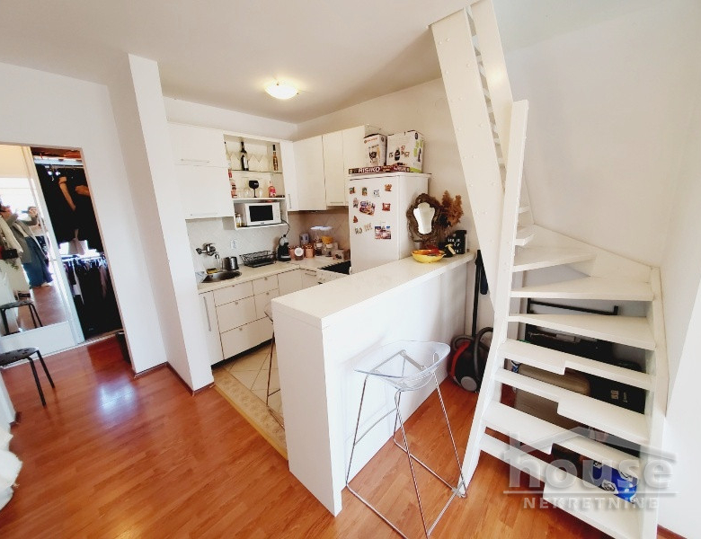 Stan Prodaja Novi Sad  45 m2
