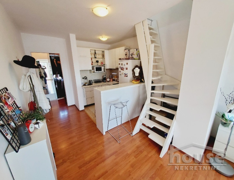 Stan Prodaja Novi Sad  45 m2