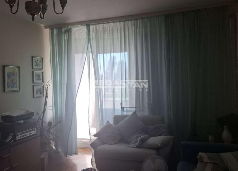 Stan Prodaja Beograd Blok 45 66 m2