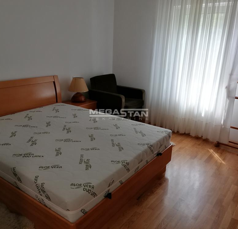 Kuća Izdavanje Beograd Senjak 140 m2
