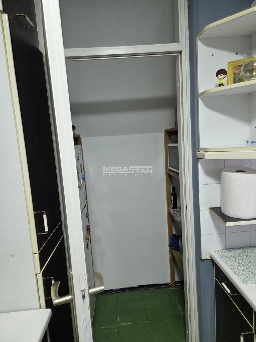 Jednoiposoban stan na prodaju, Blok 72, Beograd, 65m², 209.000 €