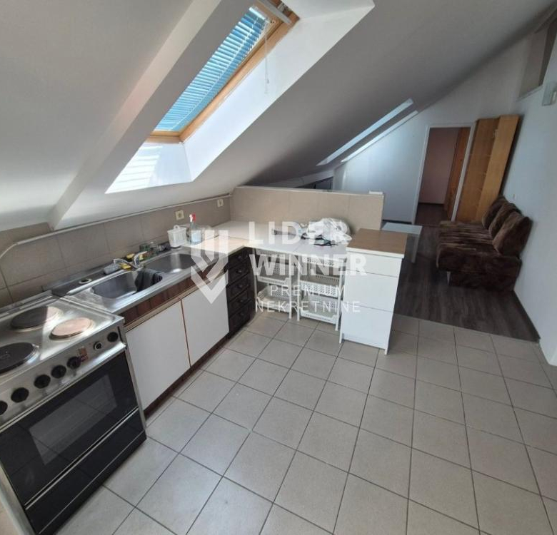 Stan Izdavanje Beograd Julino Brdo 65 m2