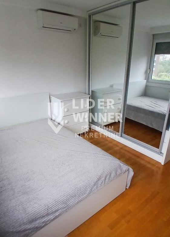 Stan Izdavanje Beograd Hotel Yu 78 m2