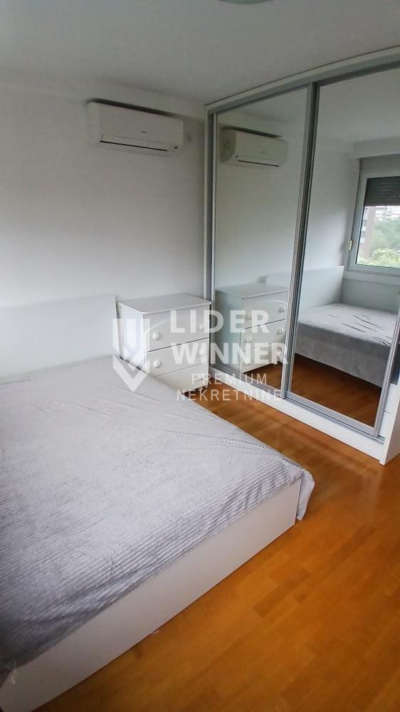 Stan Izdavanje Beograd Hotel Yu 78 m2