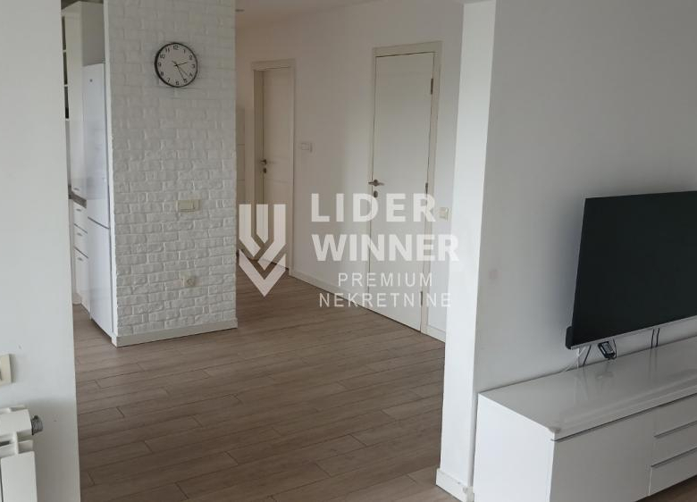 Stan Izdavanje Beograd Hotel Yu 78 m2