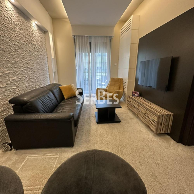 Stan Izdavanje Novi Sad  50 m2