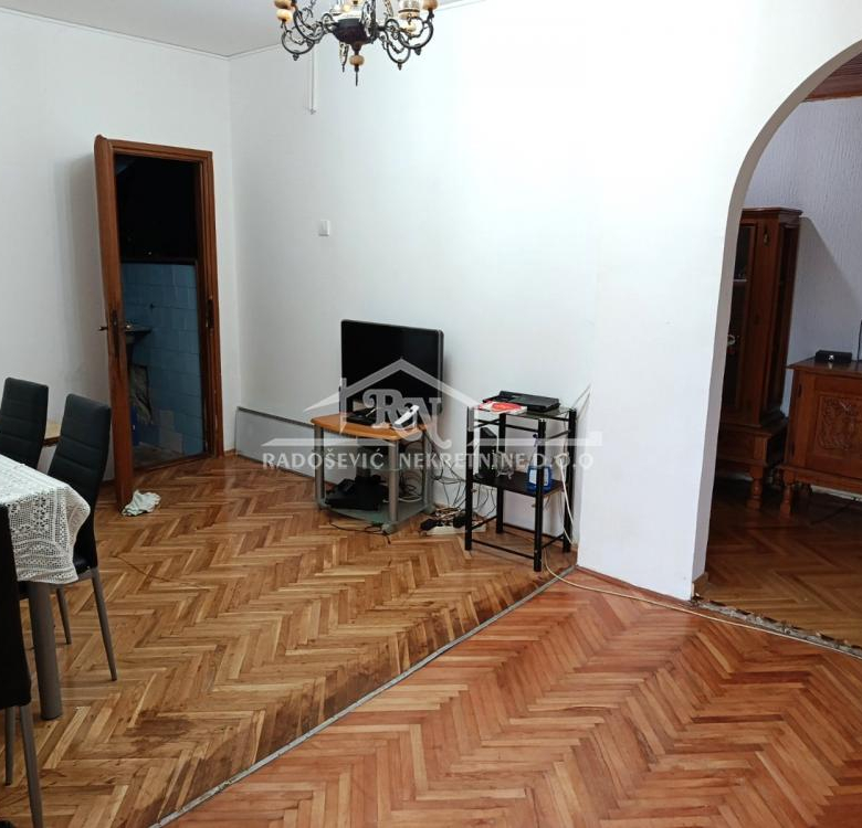 Stan Prodaja Beograd Petlovo Brdo 68 m2