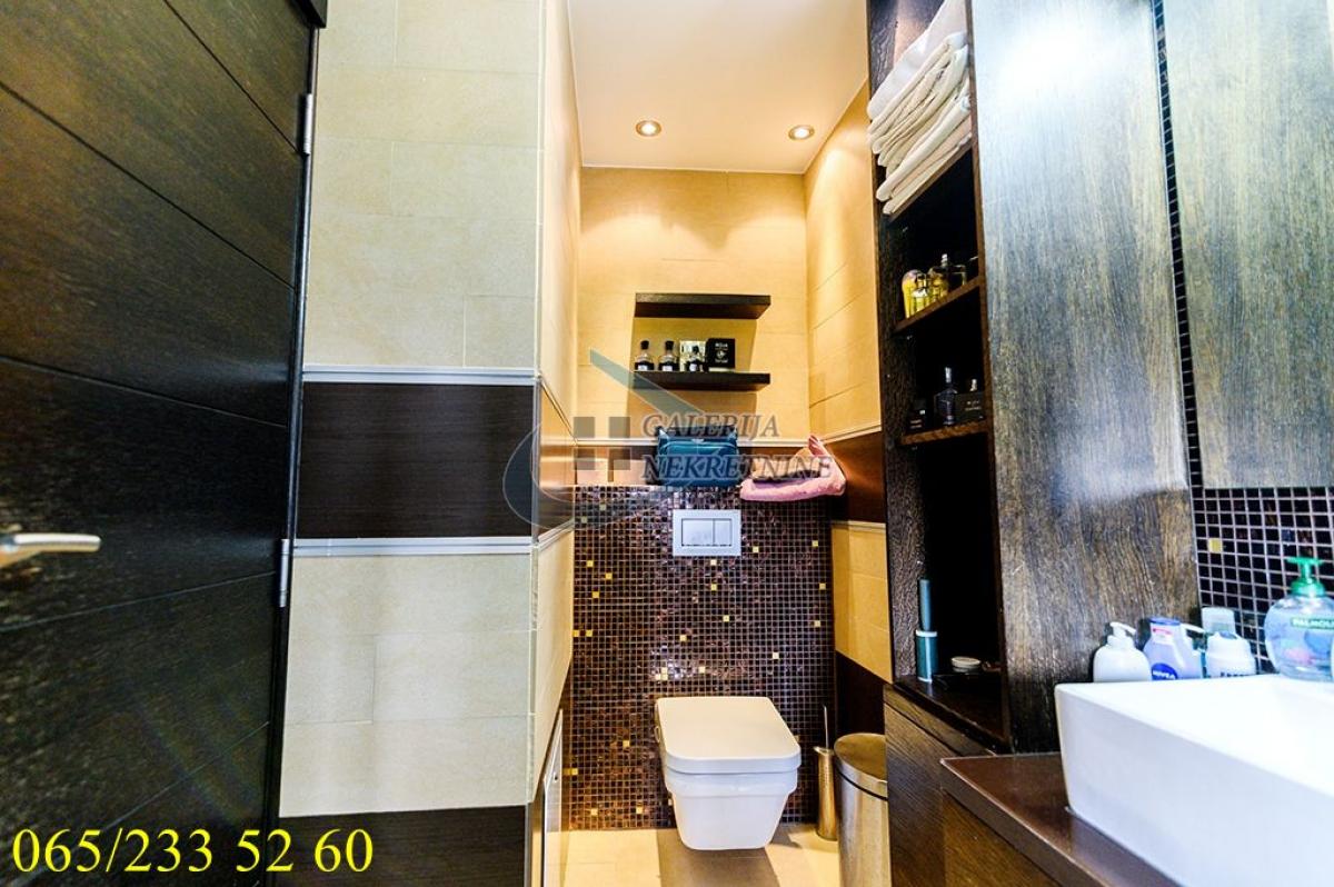 Trosoban stan na prodaju, Žarkovo, Beograd, 100m², 230.000 €