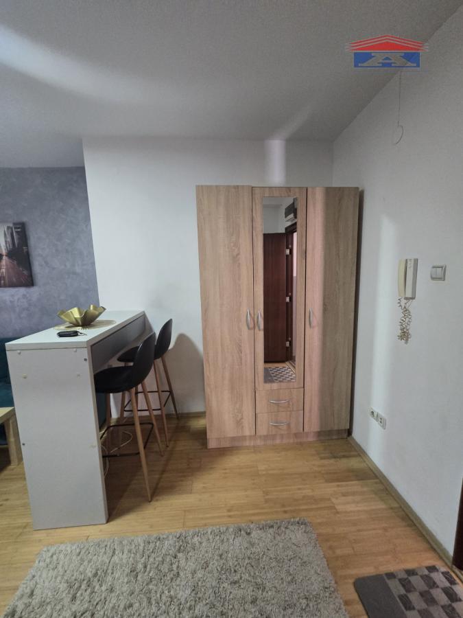 Stan Izdavanje Novi Sad  35 m2