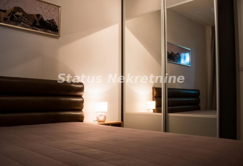 Stan Izdavanje Novi Sad  53 m2