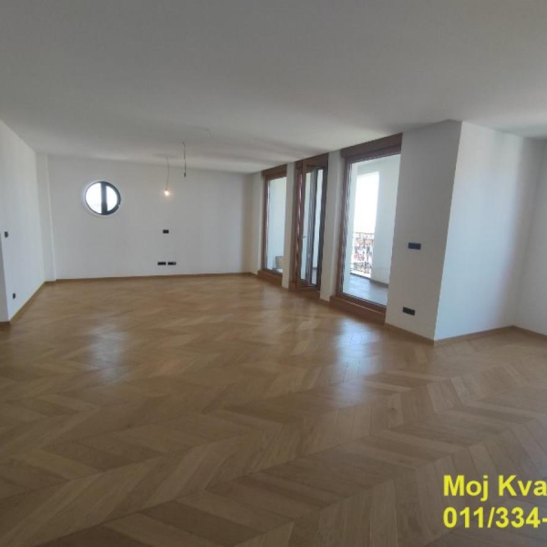 Stan Prodaja Beograd Južni Bulevar 193 m2