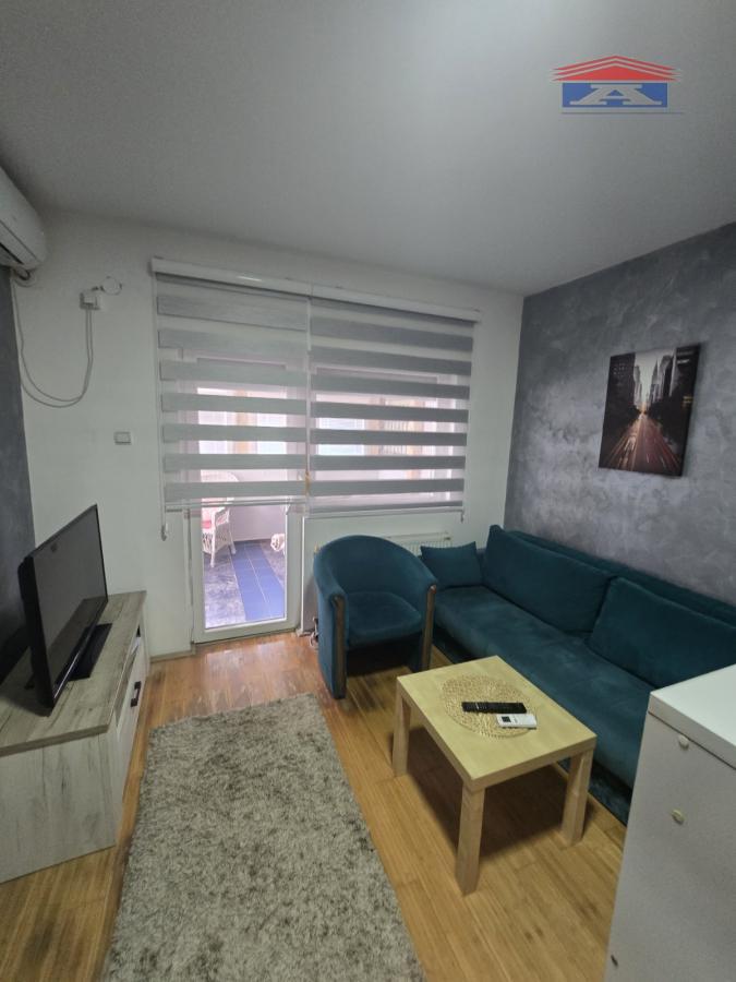 Stan Izdavanje Novi Sad  35 m2