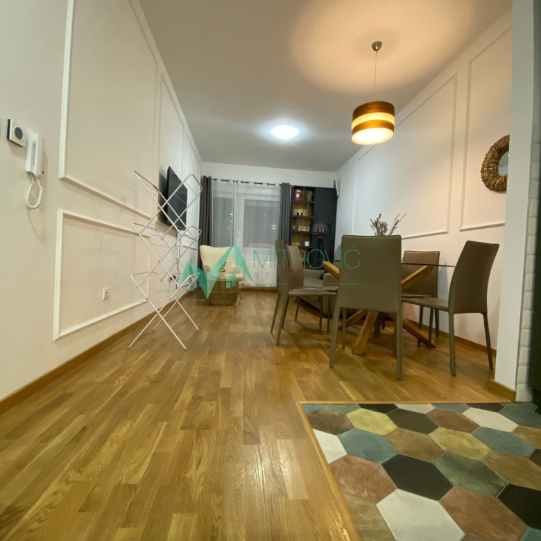 Stan Prodaja Novi Sad  49 m2