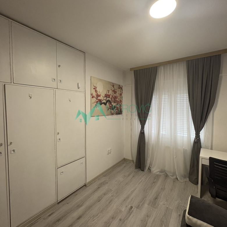 Stan Prodaja Novi Sad  57 m2