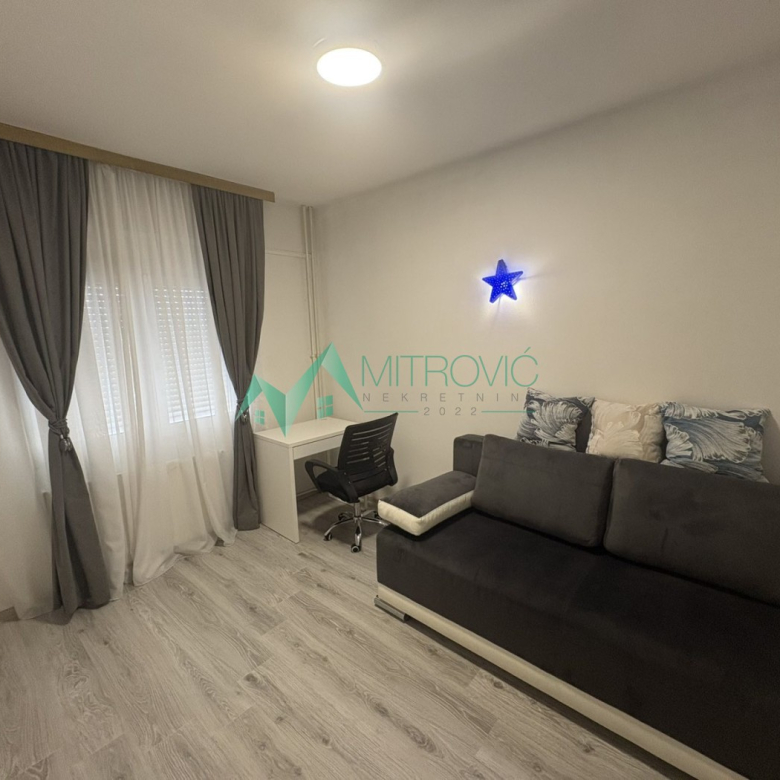 Stan Prodaja Novi Sad  57 m2