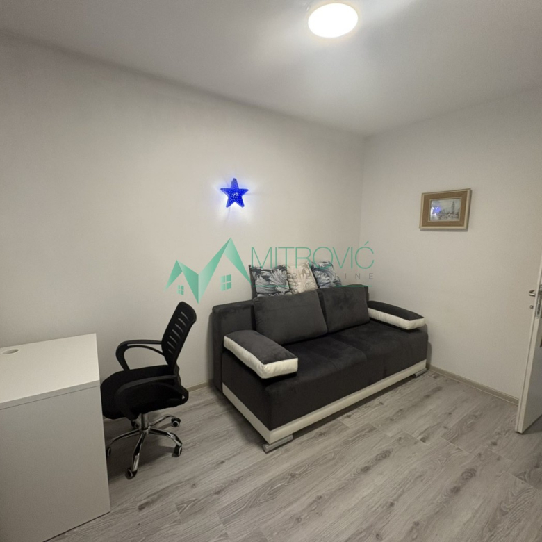 Stan Prodaja Novi Sad  57 m2