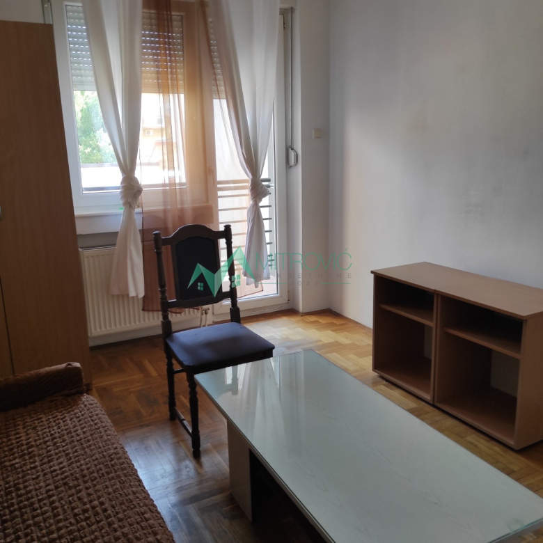 Stan Prodaja Novi Sad  33 m2