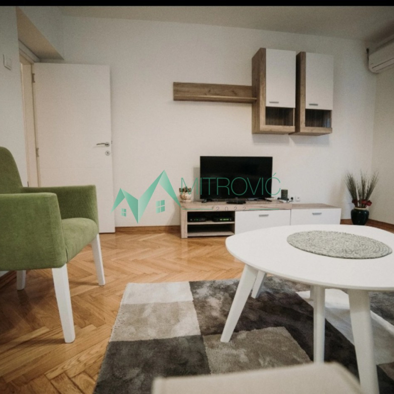 Stan Prodaja Novi Sad  47 m2