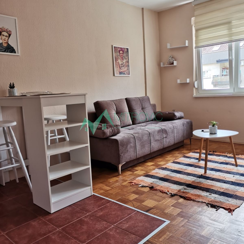 Stan Prodaja Novi Sad  22 m2