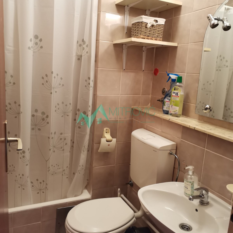 Stan Prodaja Novi Sad  22 m2