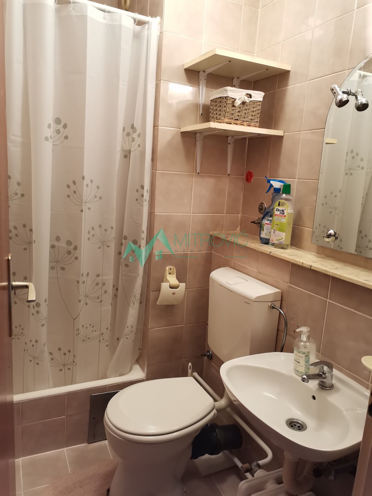 Stan Prodaja Novi Sad  22 m2